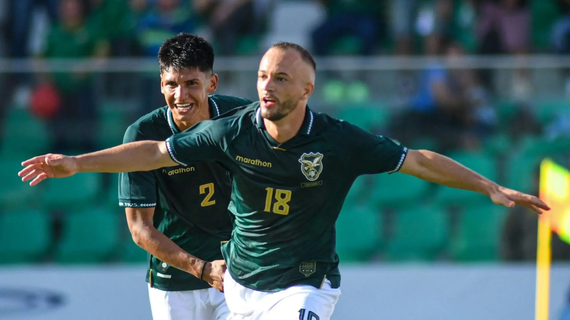 Jugadores de la Selección de Bolivia celebran en un partido