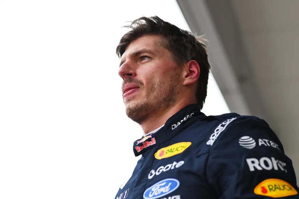 Max Verstappen tras una carrera de Fórmula 1.