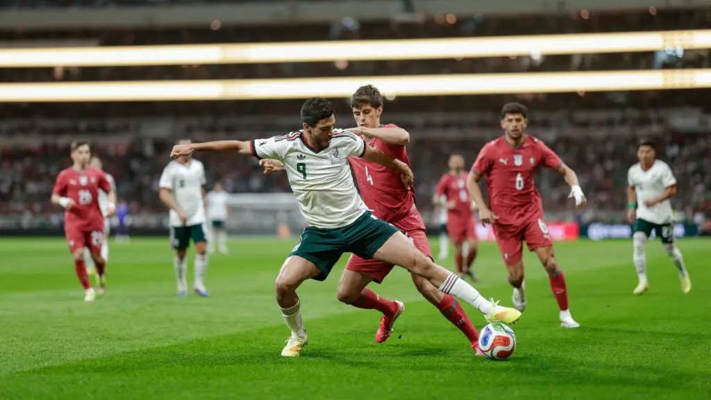 Raúl Jiménez en la reinauguración del Estadio Banorte.