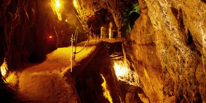 En Sinaloa rescatan a un minero de 4 atrapados