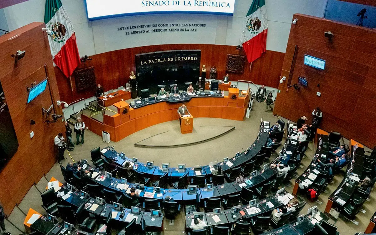 Senado sesiona en Ciudad de México.