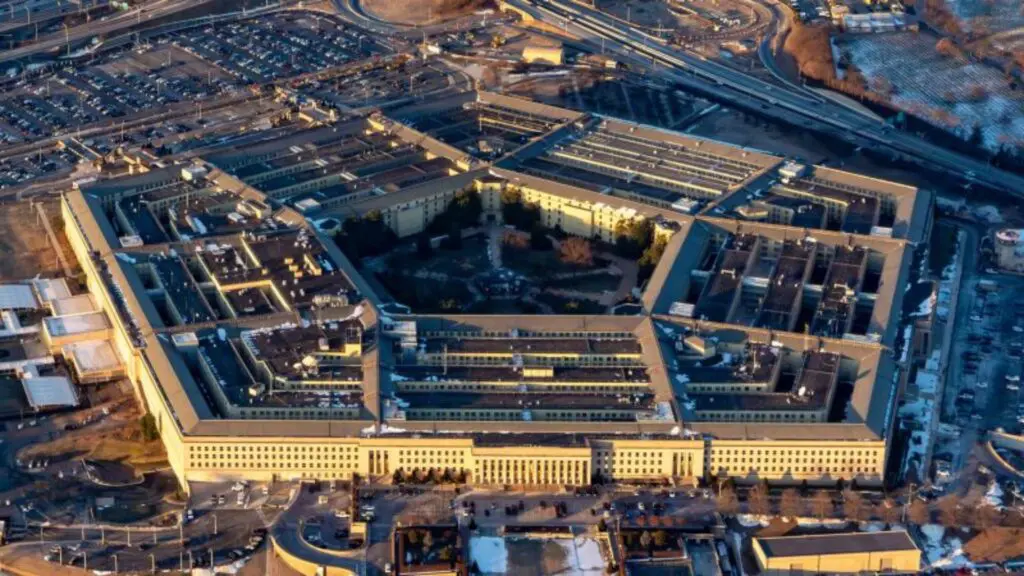 Estados Unidos manda elementos militares para guerra con Medio Oriente
