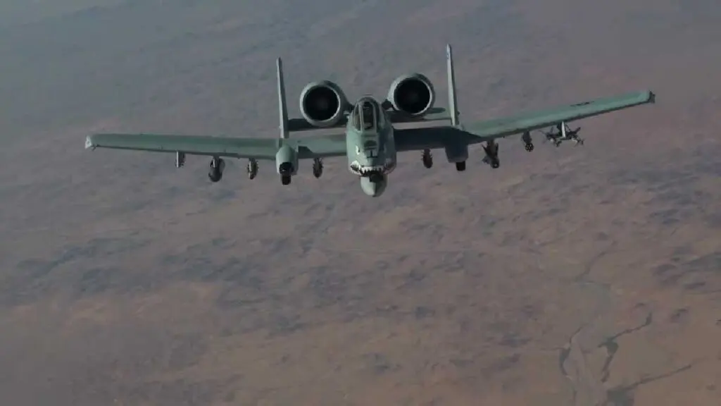 Irán ofrece recompensa para encontrar a piloto estadounidense perdido en el país