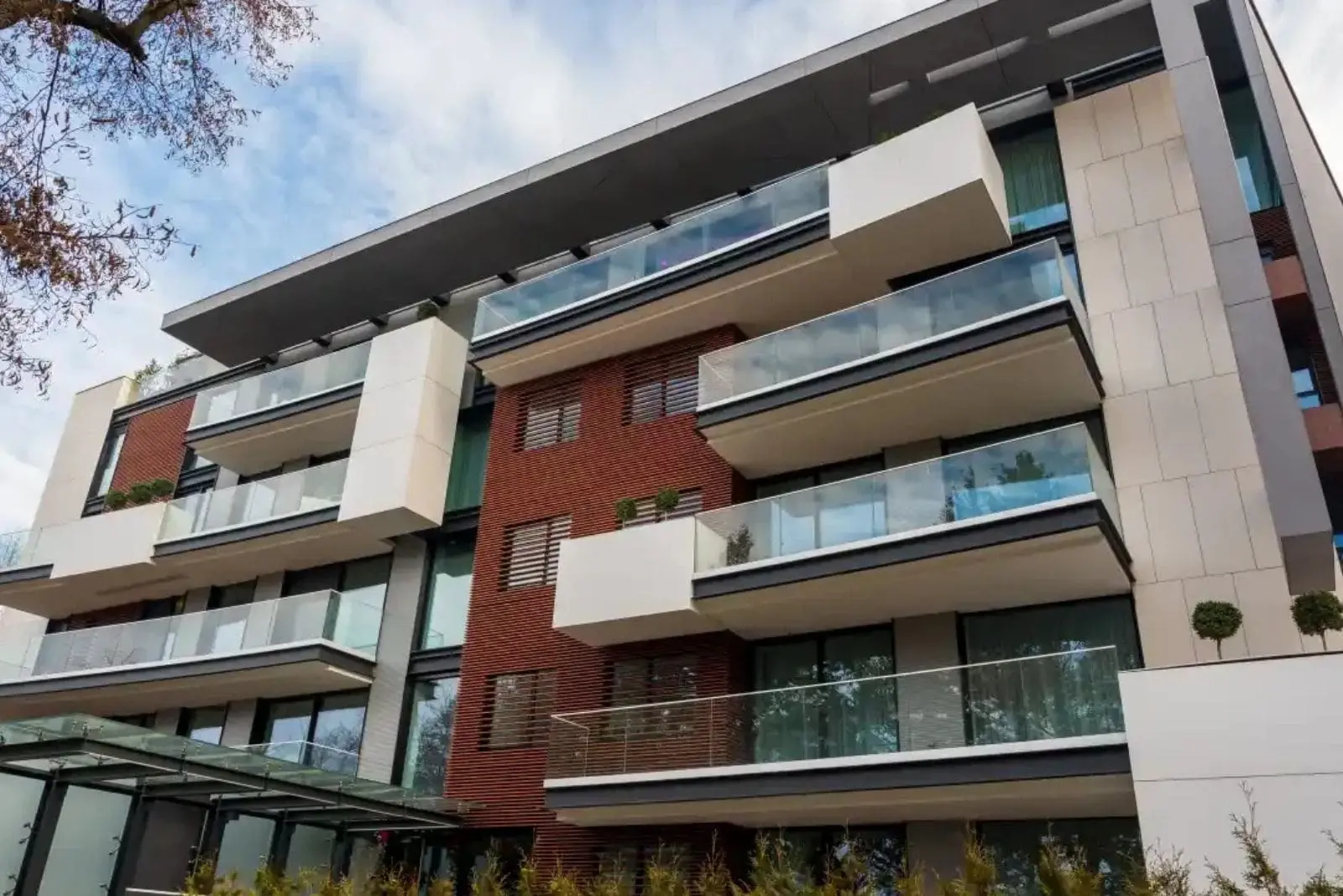 Clara Brugada propone tope a rentas en CDMX para frenar aumentos y garantizar vivienda digna