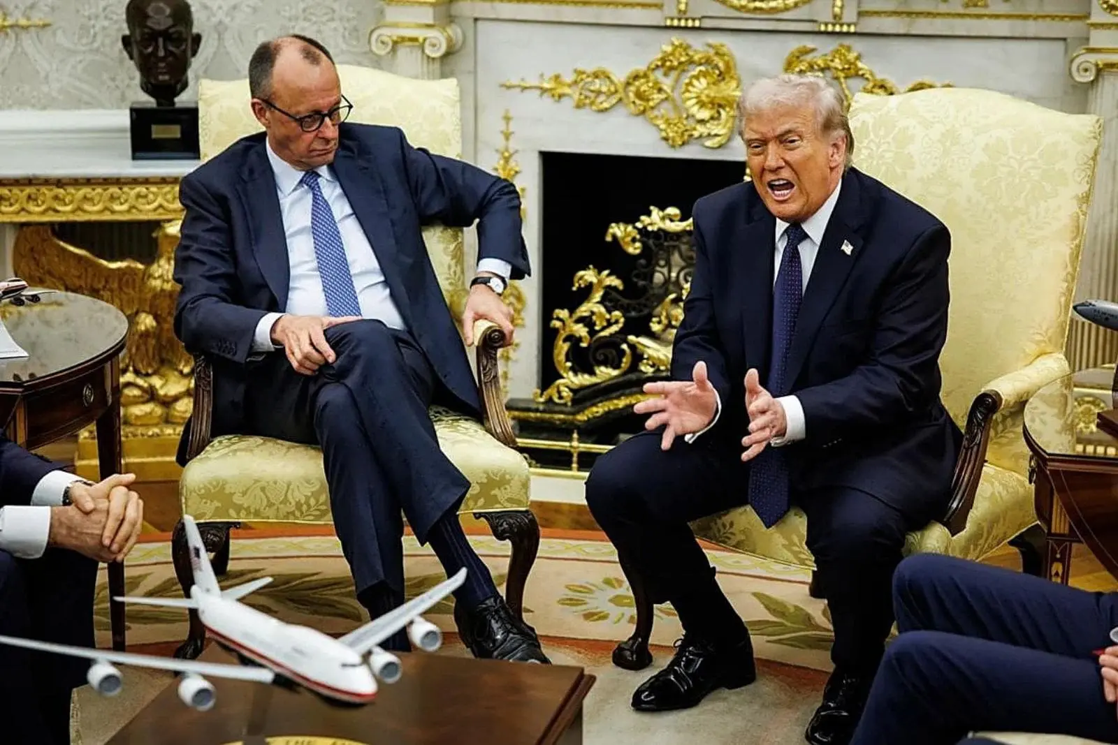 Canciller de Alemania critica a Trump por guerra con Irán; presidente de EU responde