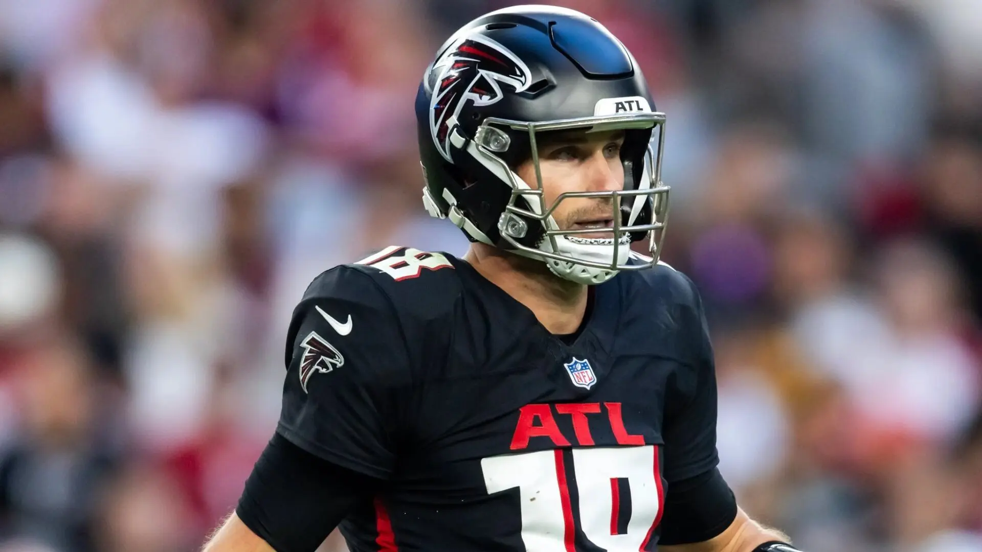 Kirk Cousins durante un partido con los Atlanta Falcons.