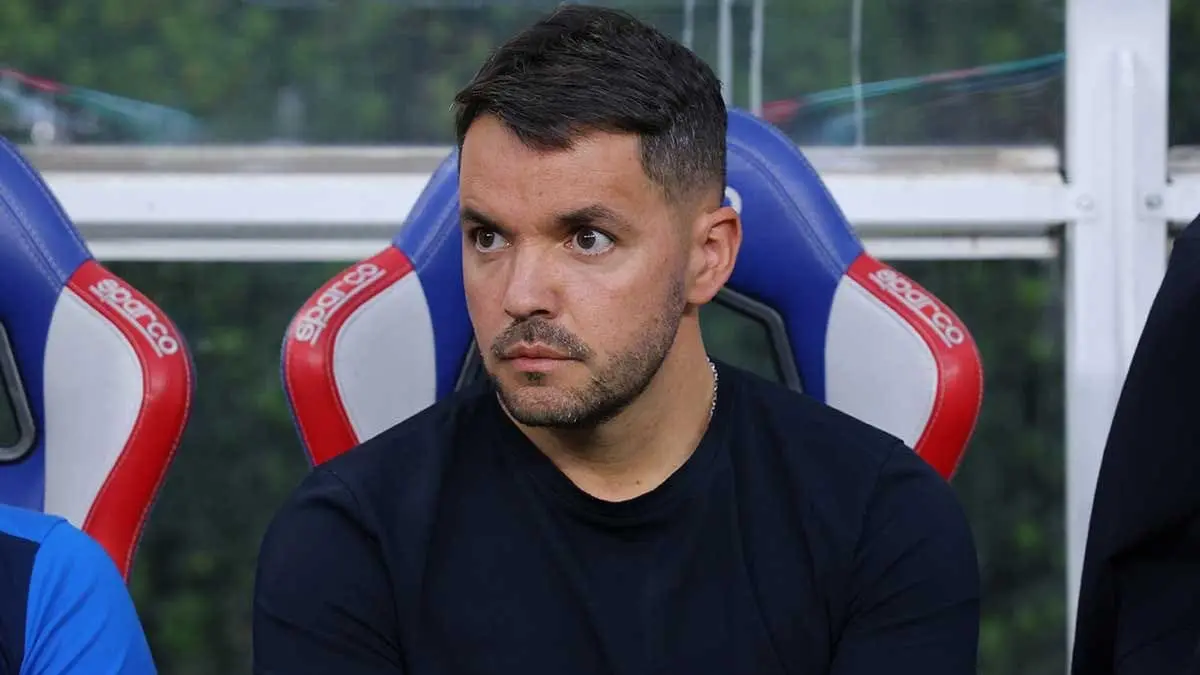 Larcamón rompe el silencio tras su despido de Cruz Azul