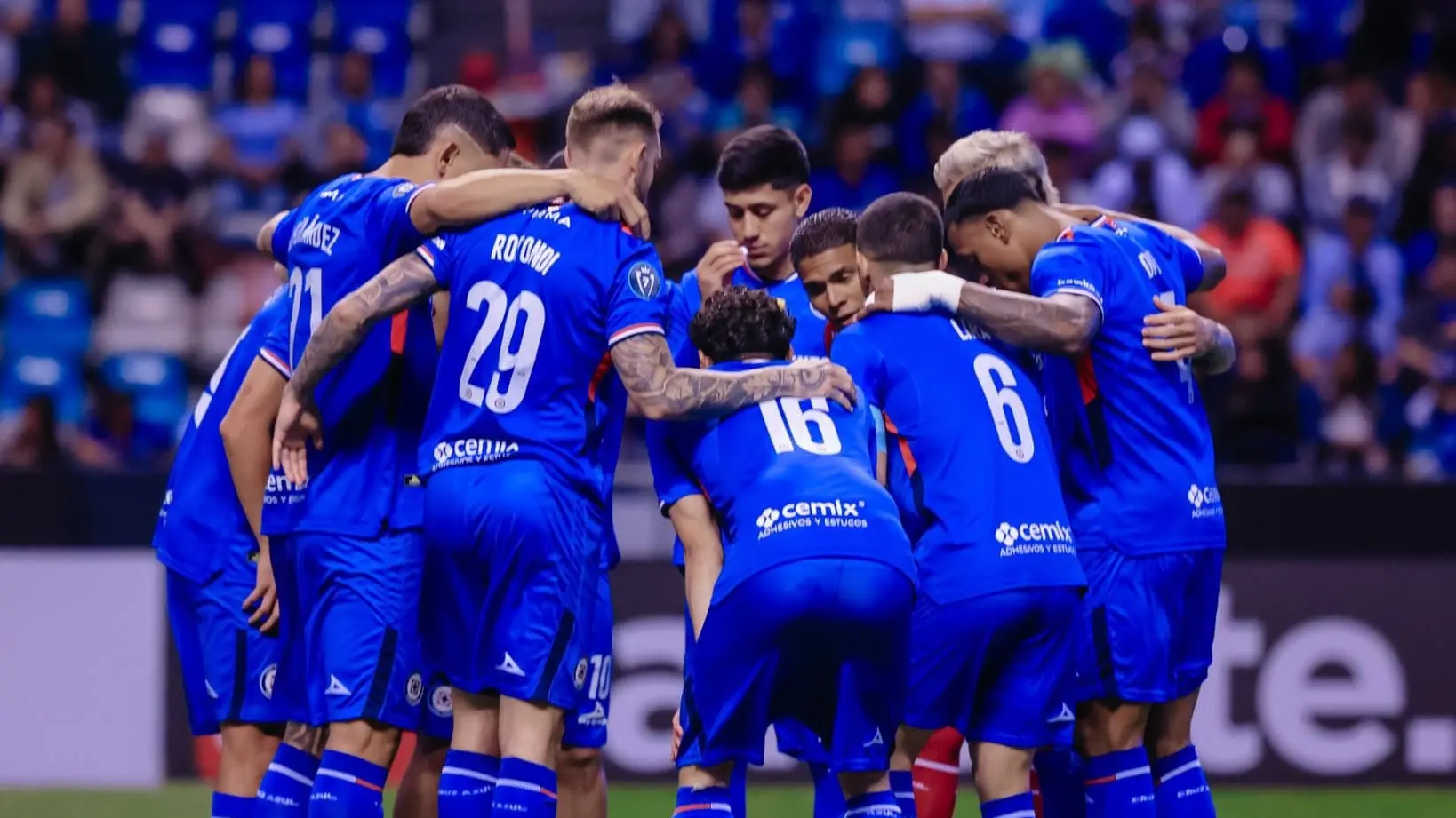 Grito homofóbico afecta el Cruz Azul vs LAFC y el América vs. Nashville