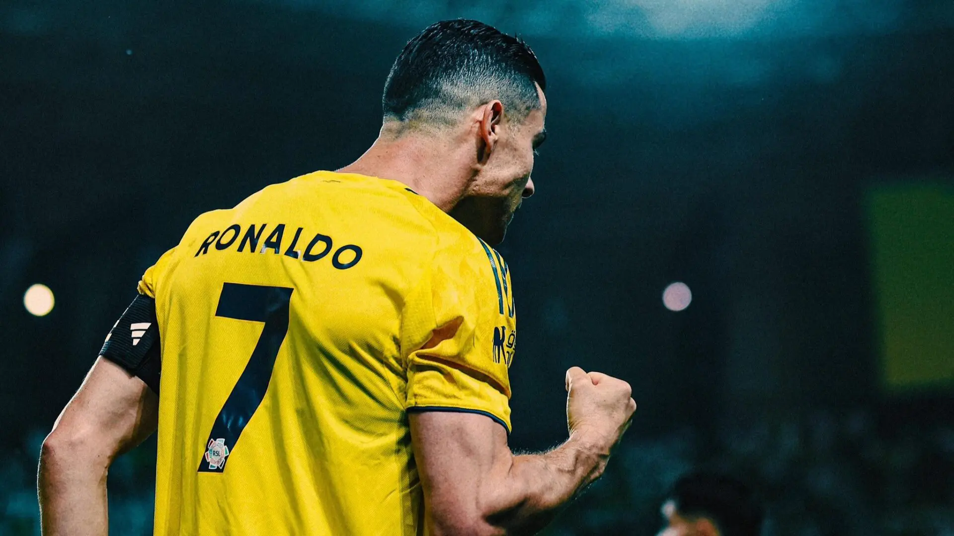 Cristiano Ronaldo acecha los mil goles tras anotar un doblete en el partido entre Al-Nassr y Al-Najma SC.