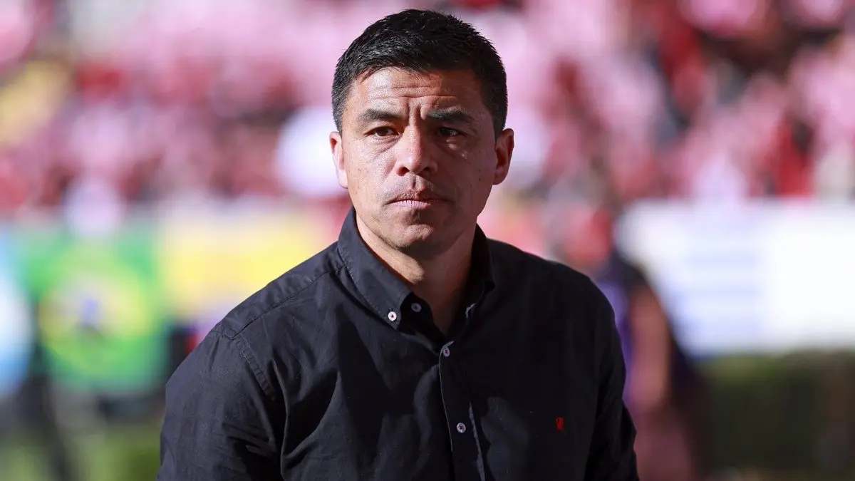 Gonzalo Pineda en un partido de la Liga MX.