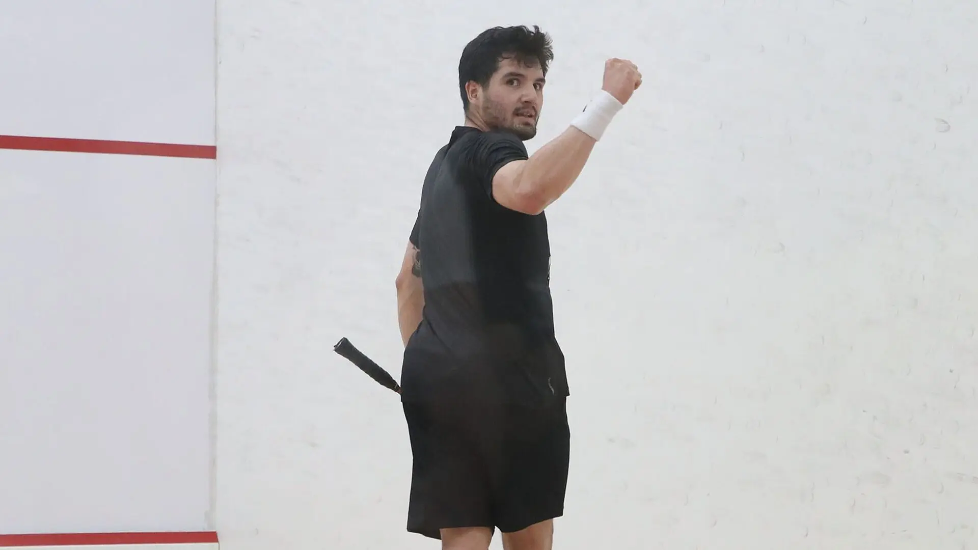 Leonel Cárdenas remonta ante Victor Crouin para llegar a cuartos de final en El Gouna