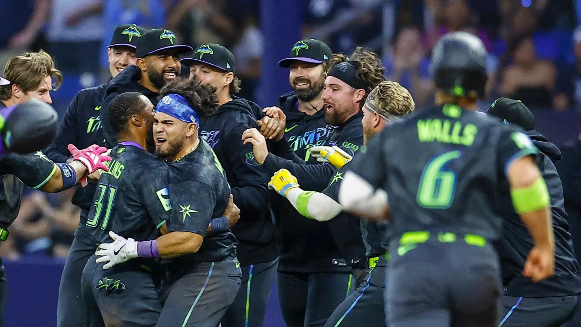 Jonathan Aranda deja tendidos a los Yankees