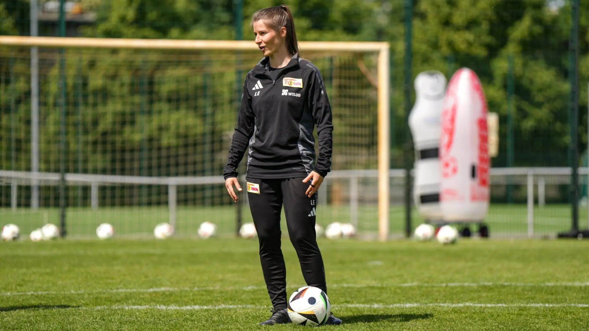 Marie-Louise Eta hace historia en la Bundesliga