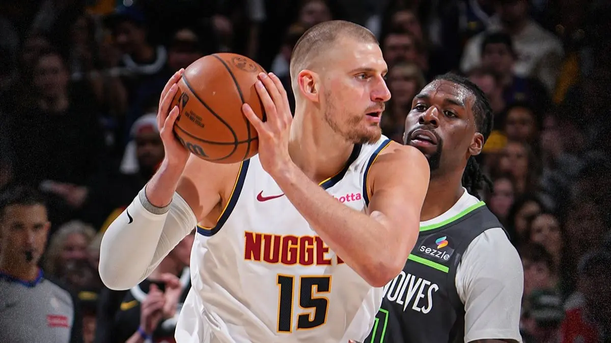 Nuggets ganan el Juego 1 sobre los Timberwolves con triple doble de Nikola Jokic