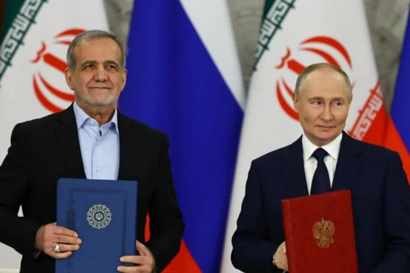 Ministro de relaciones exteriores iraní se reúne con presidente de Rusia, Vladimir Putin