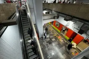 11 heridos en estación Miguel Ángel de Quevedo del Metro tras accidente en escalera eléctrica