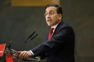 Ministro de asuntos exteriores de España llega a México; busca fortalecer relación con la nación