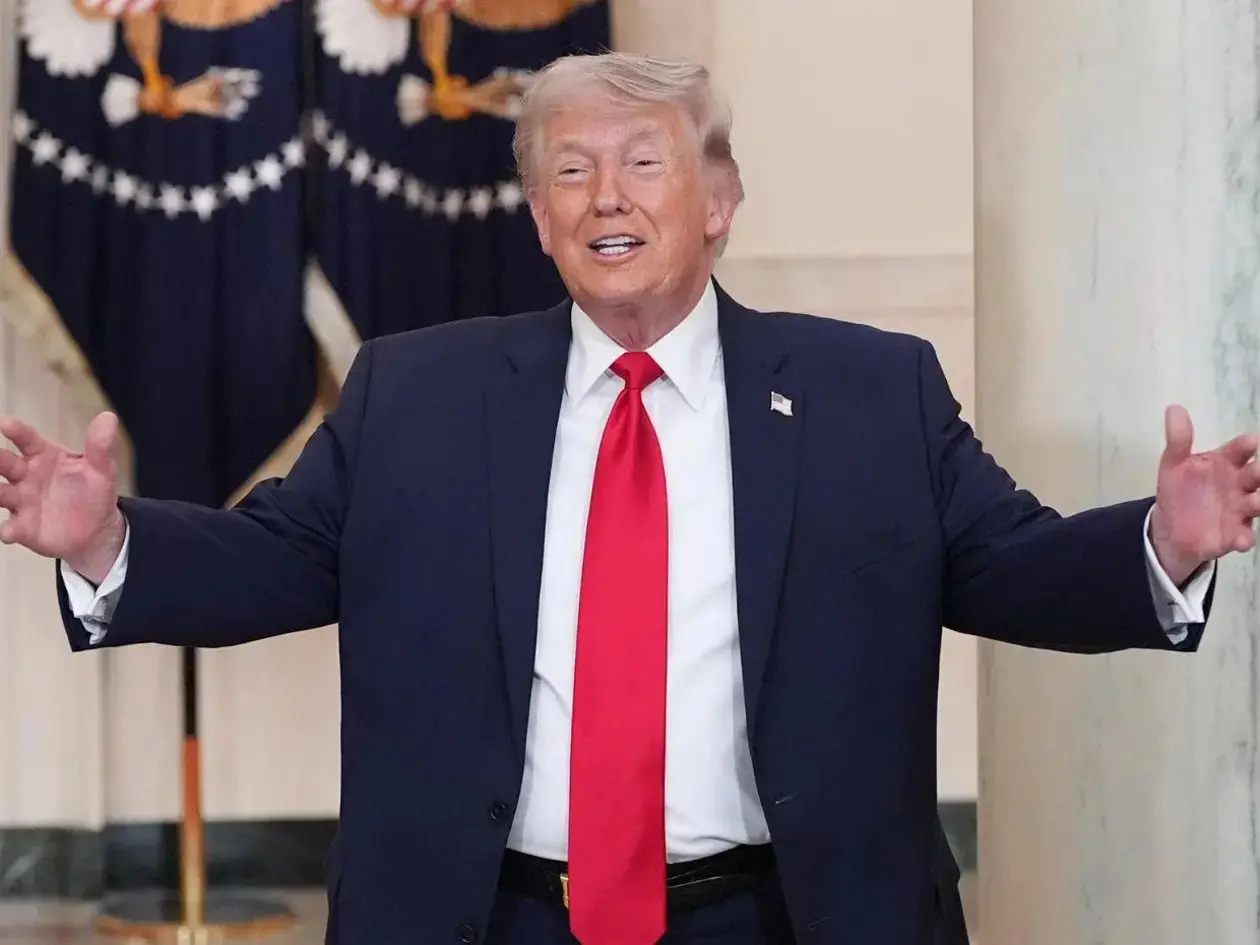 Presidente de Estados Unidos afirmó que enviaron armas a manifestantes de Irán en enero de 2026