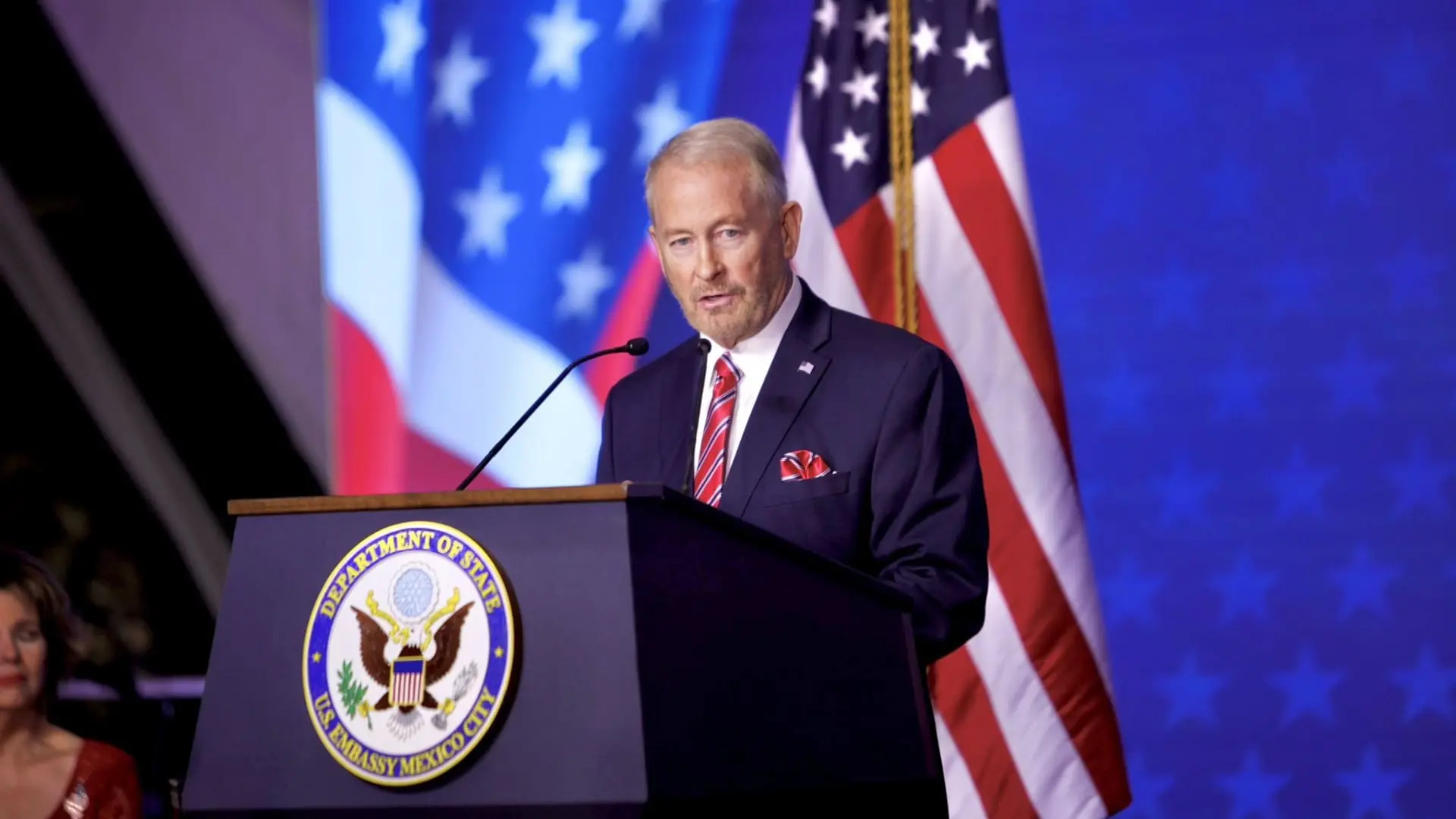 Embajador de Estados Unidos agradece apoyo de México en temas de narcotráfico