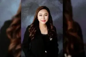 Alcaldesa de California se declara culpable; admite ser agente de China