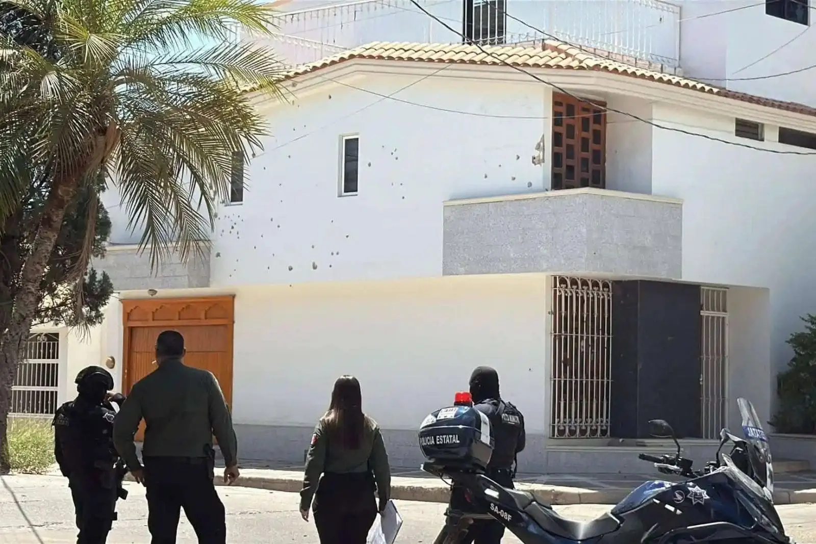 Balean casa ligada a Rubén Rocha Moya en Culiacán; no se reportan personas heridas