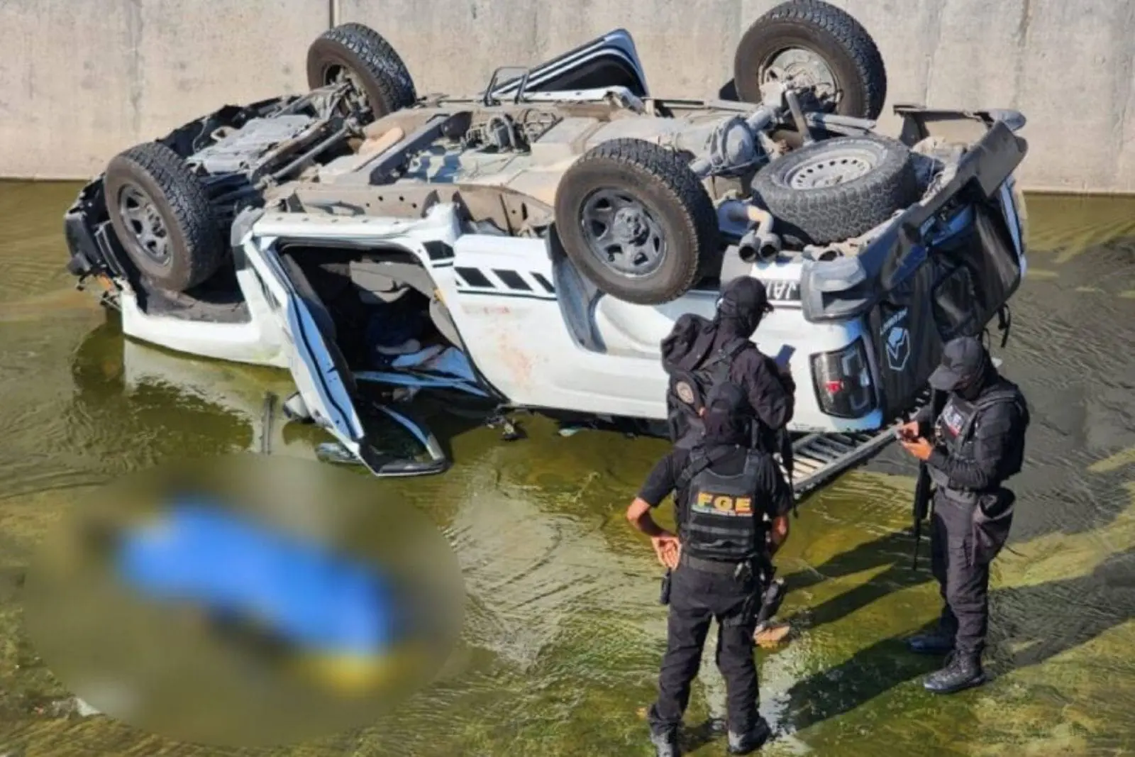 Dos personas fallecidas y dos lesionados tras aparatosa volcadura en Chilpancingo