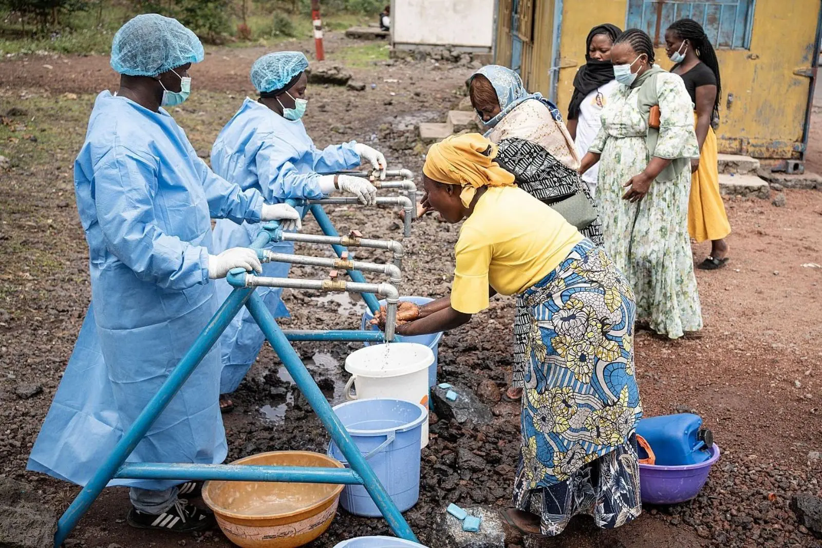 República del Congo confirma 238 muertes por brote de ébola