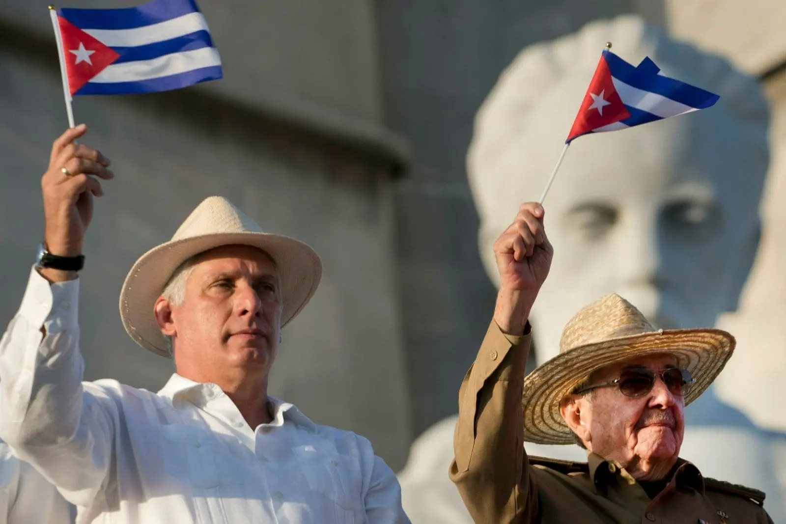 Miguel Díaz-Canel, presidente de Cuba, reacciona a las acusaciones de EU contra Raúl Castro