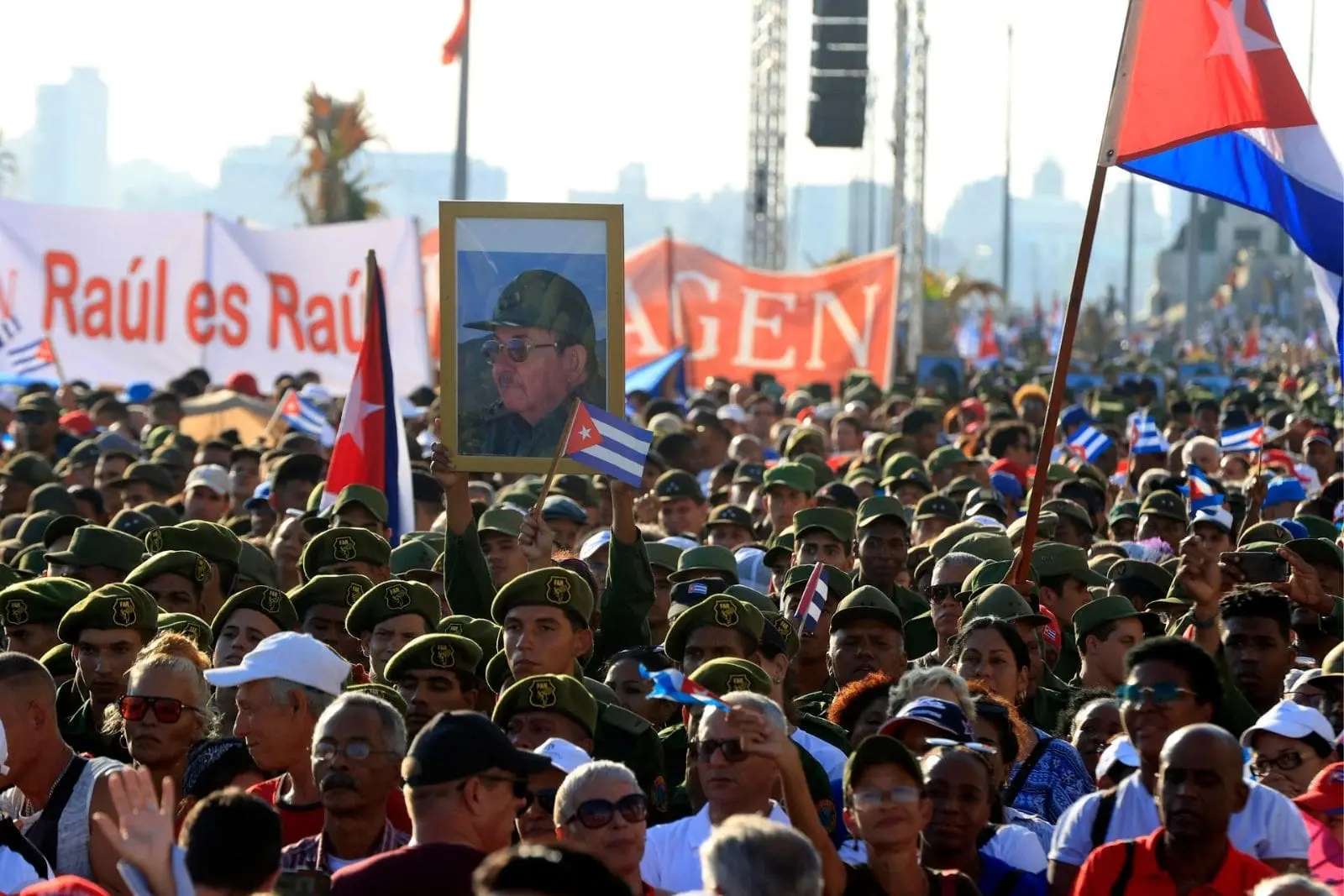Movilización en Cuba contra acusación de EU a Raúl Castro; denuncian agresión política