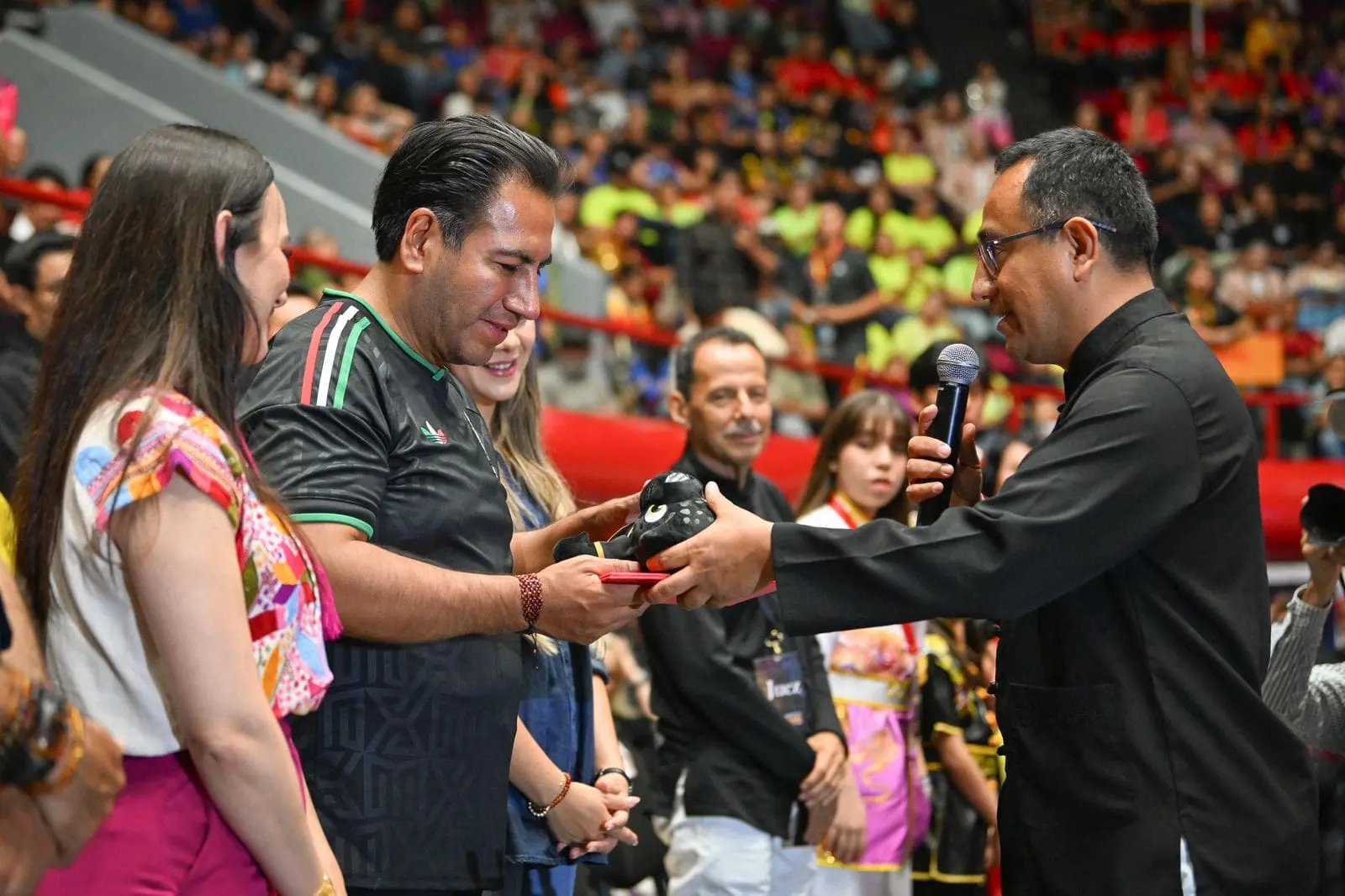 Eduardo Ramírez recibe a delegaciones en Sexto Campeonato Nacional de Wushu Kung Fu
