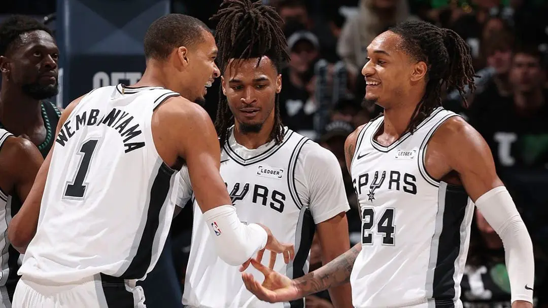 Spurs apagan el aullido de los Timberwolves en Minnesota