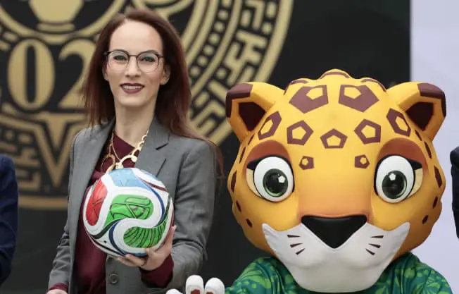 Gobierno mexicano anuncia sedes de transmisiones gratuitas de partidos del Mundial 2026