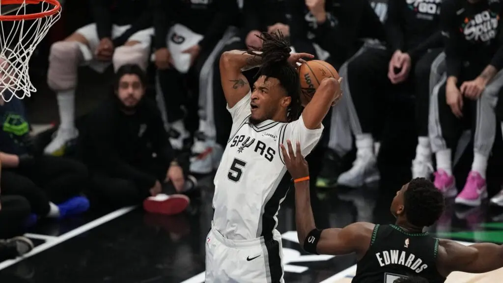 Spurs liquidan a Timberwolves y se preparan para enfrentar a Thunder