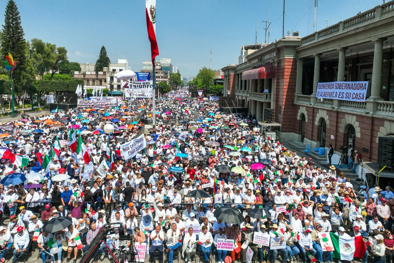 Delfina Gómez respalda a Sheinbaum ante 75 mil asistentes en Tlalnepantla