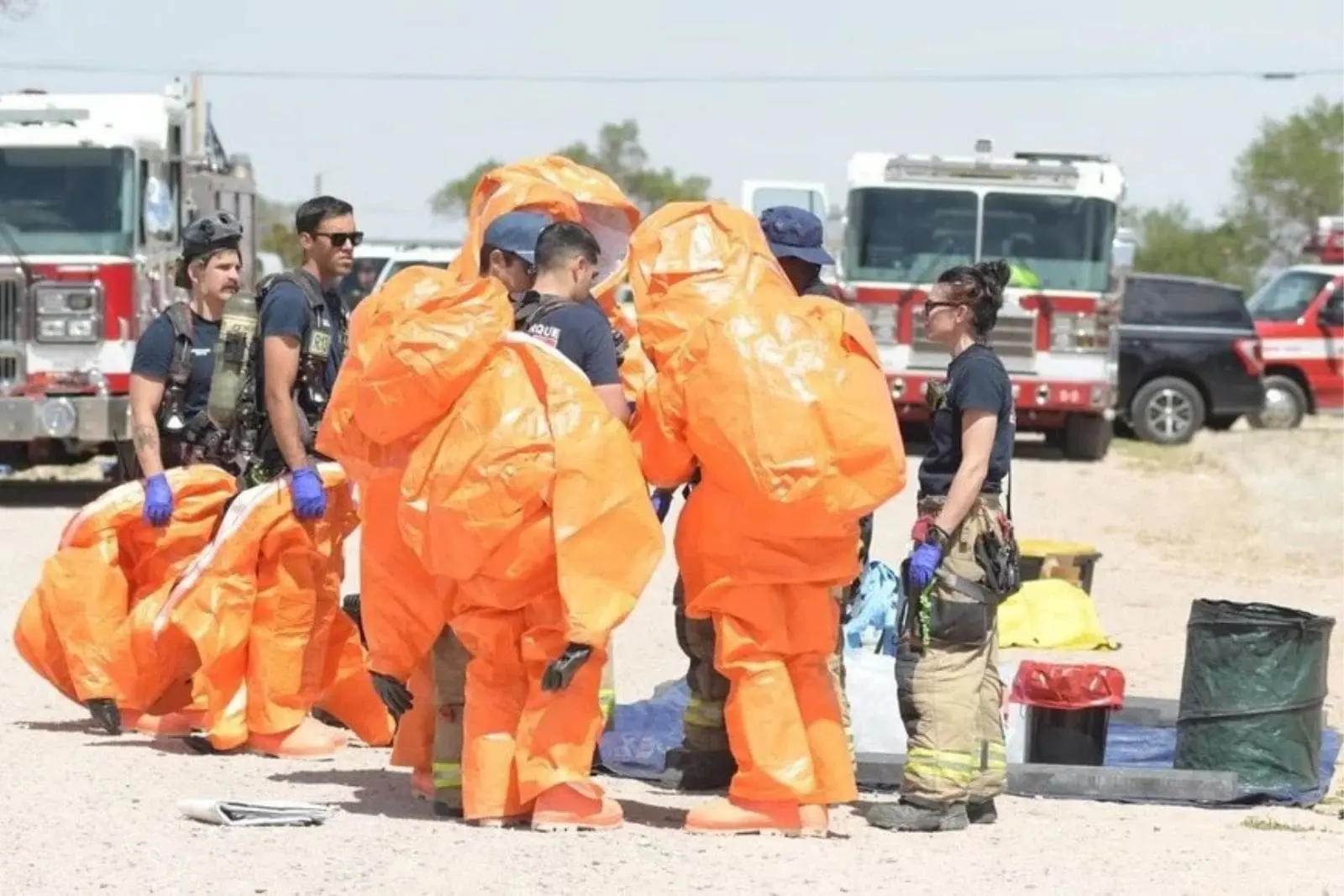 Misteriosa sustancia deja tres muertos y provoca emergencia química en Nuevo México