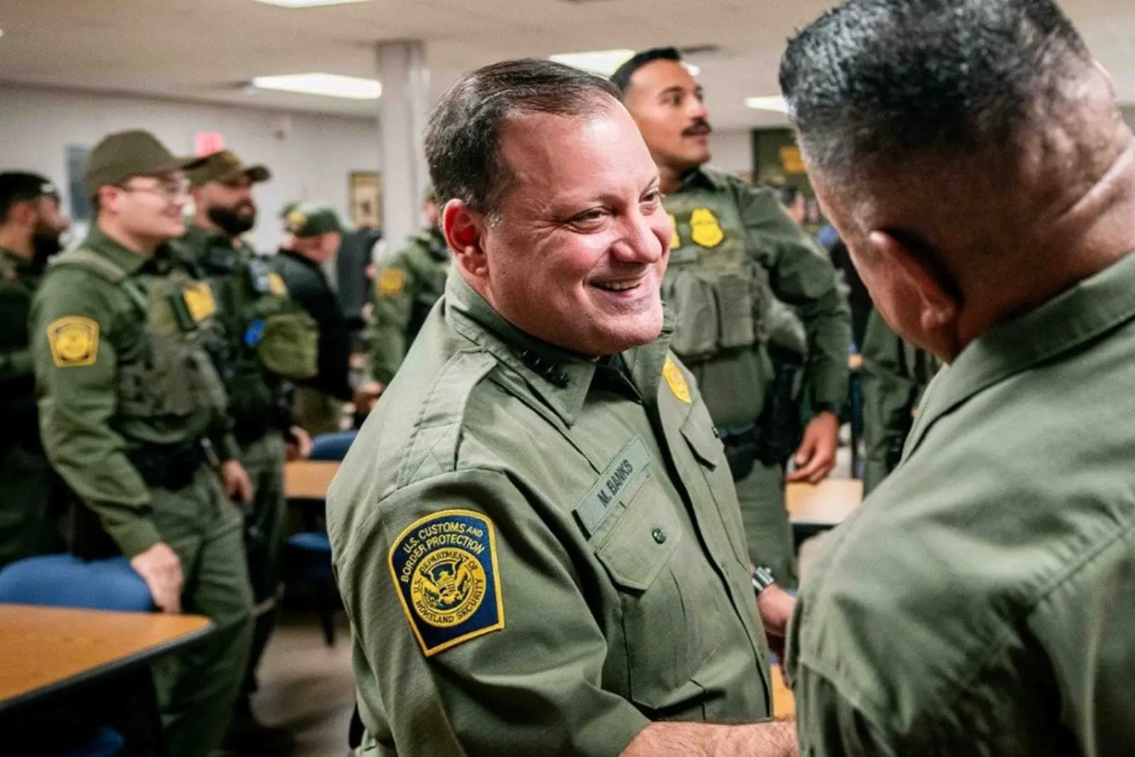 Renuncia jefe de la Patrulla Fronteriza de Estados Unidos tras 37 años de servicio