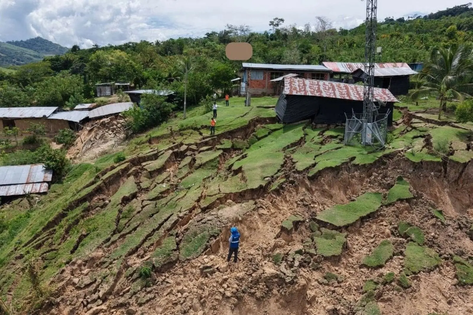 Sismo de magnitud 6.1 golpea el sur de Perú; reportan 27 personas heridas