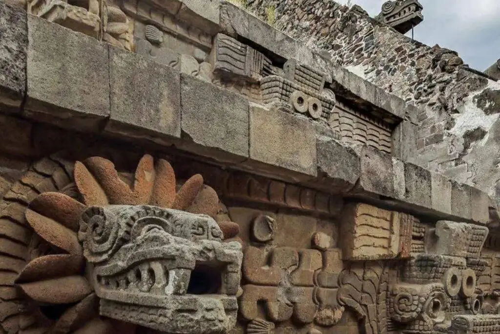 Destinan 50 millones de pesos para rescatar Pirámide de Quetzalcóatl en Teotihuacán