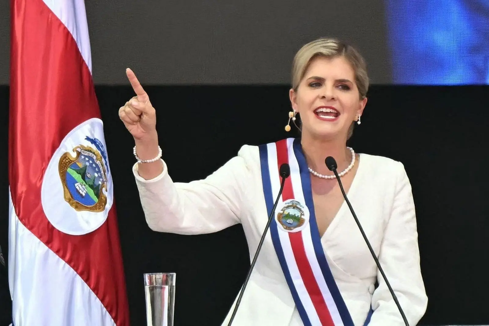 Laura Fernández asume presidencia de Costa Rica; promete resultados contra el narcotráfico