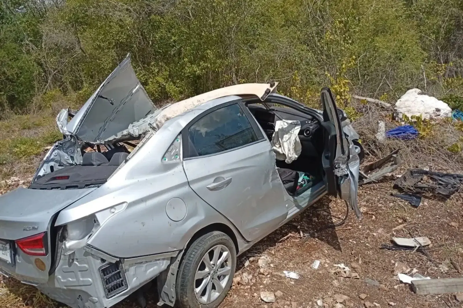 Fatal choque en carretera de Mérida deja cinco muertos; entre víctimas hay dos menores de edad