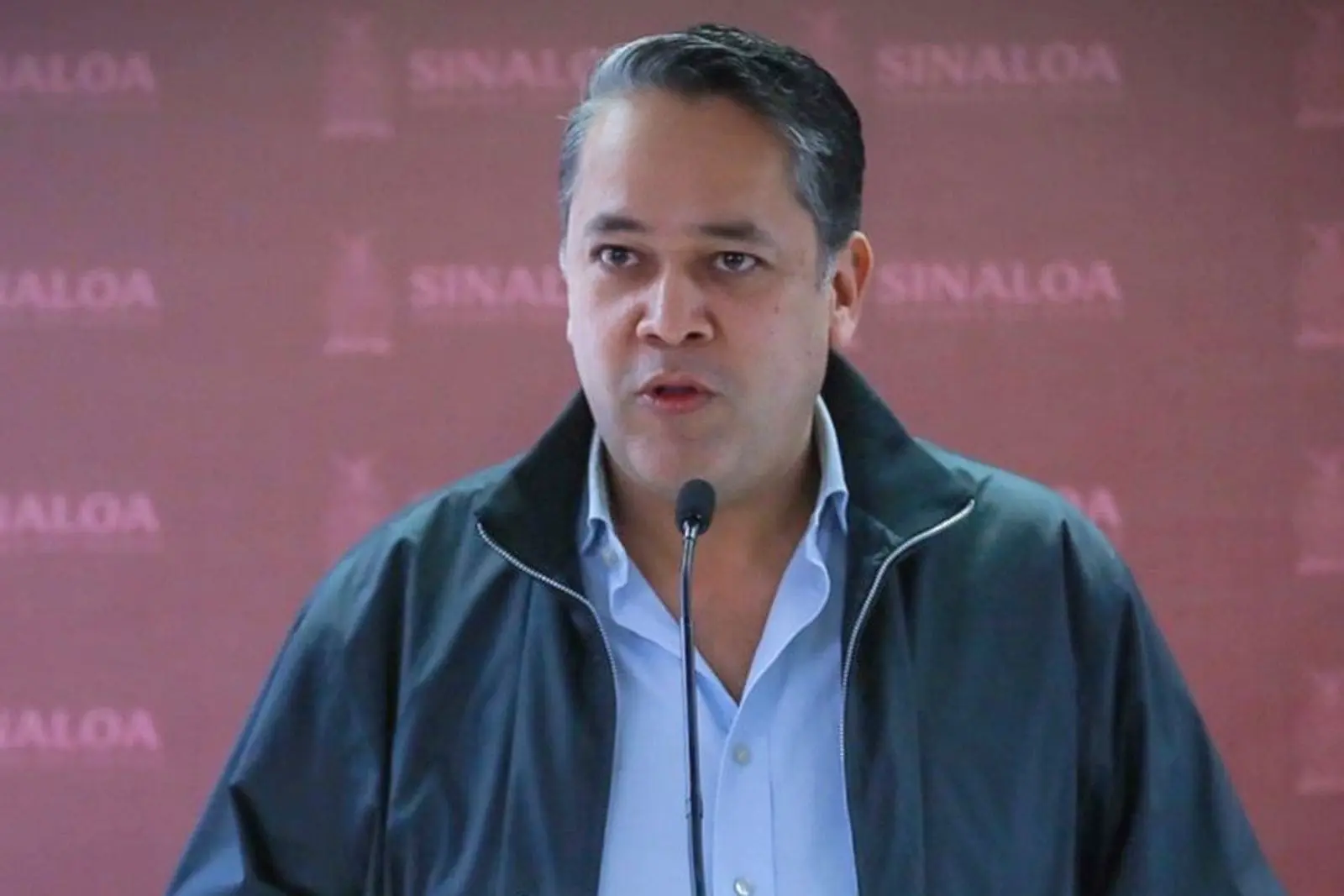 Ex secretario de Finanzas de Sinaloa cruza a EU y queda bajo investigación federal