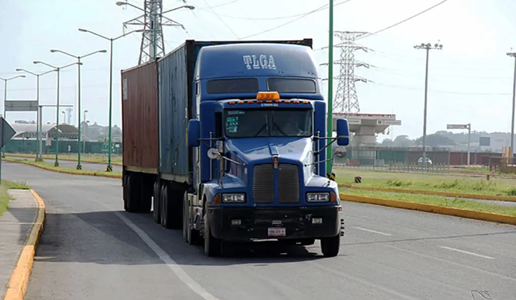 Transportistas respaldan a Gobernador Eduardo Ramírez por carreteras seguras y sin bloqueos