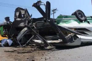 Aparatoso choque en la autopista México-Pachuca deja 14 lesionados
