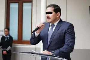 Cae ex funcionario de Alfredo del Mazo por venta ilegal de plazas en el Estado de México