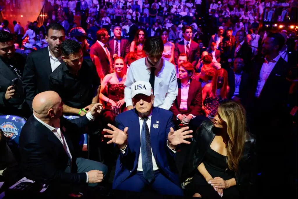 Donald Trump celebra sus 80 años con histórica función de UFC en Casa Blanca