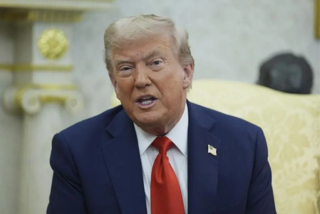 Trump anuncia acuerdo de paz con Irán; Teherán lo desmiente y mantiene incertidumbre