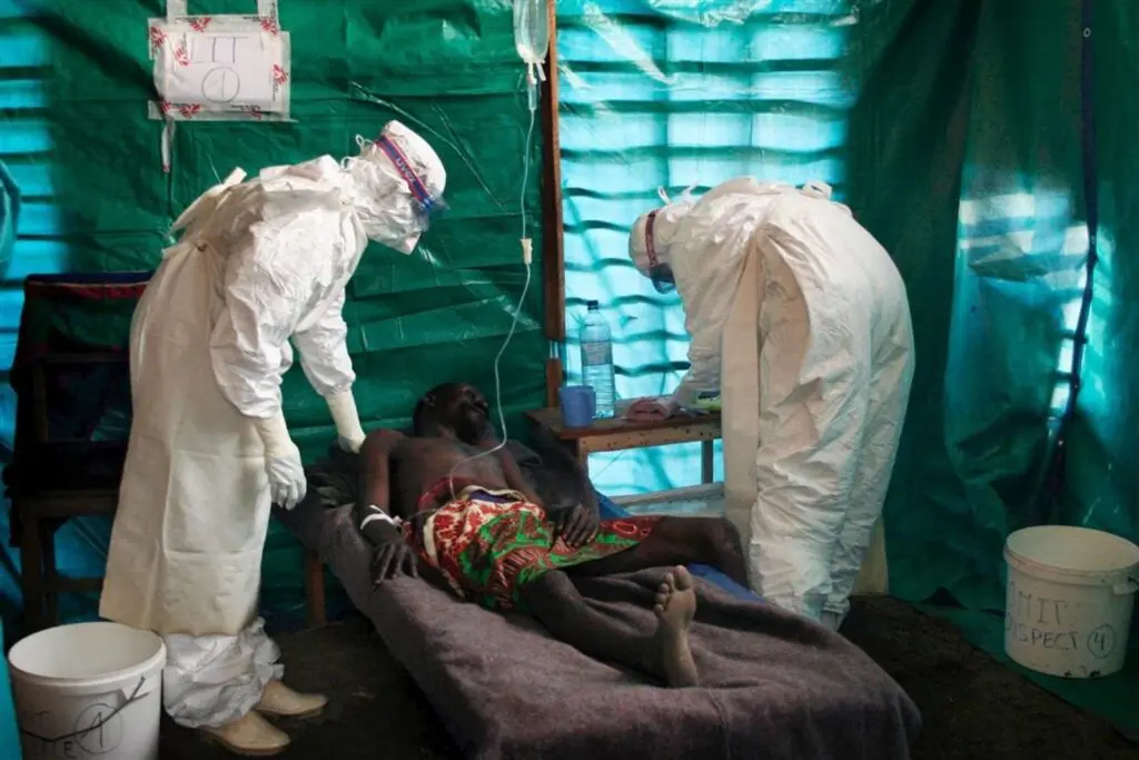 Congo reporta 100 muertes tras más de 550 casos confirmados por Ébola