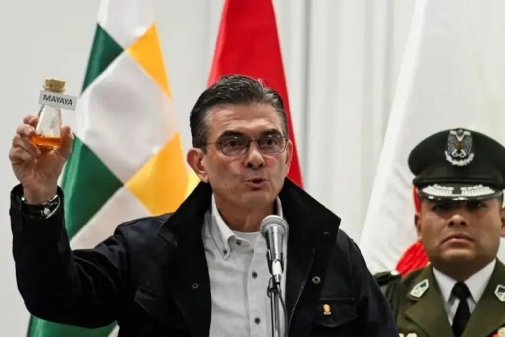 Presidente de Bolivia acusa a "narcoterroristas" de promover protestas en el país