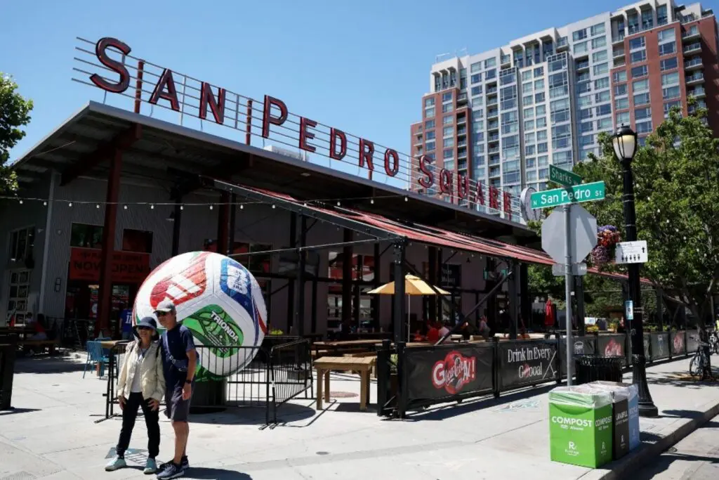 Tiroteo en 'fan fest' del Mundial en San José deja un muerto y un herido