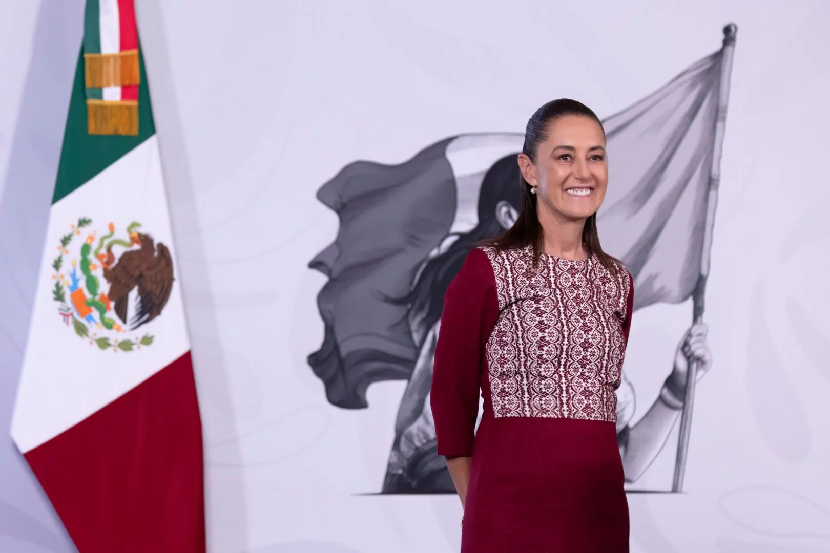 Más de 12.8 millones de alumnos reciben Becas para el Bienestar, informa Sheinbaum